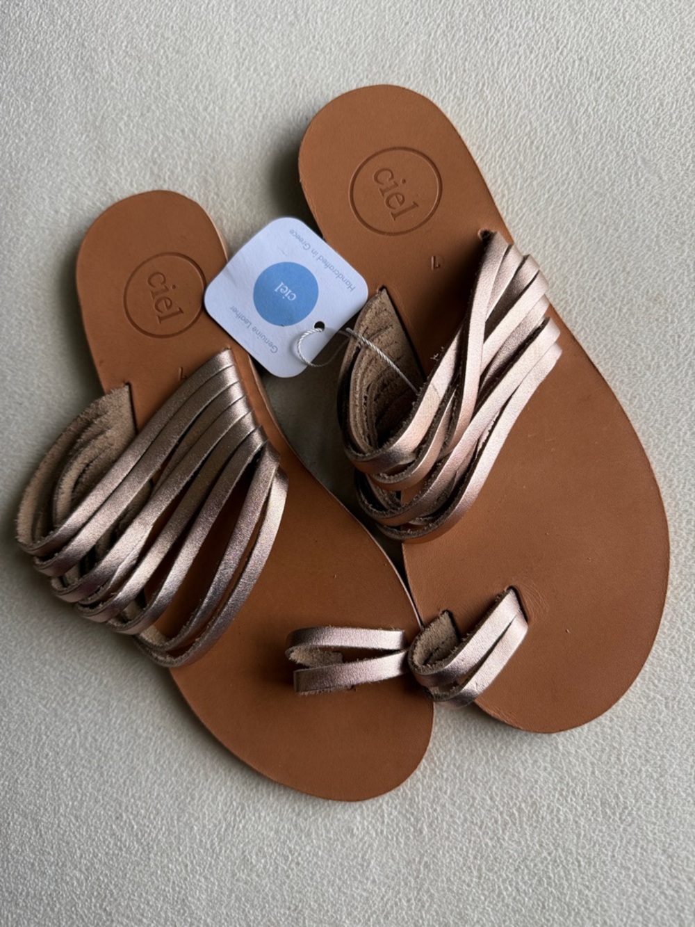 NWT Women's Ciel Metallic Rose Gold Strappy Leather Sandals, size 7.